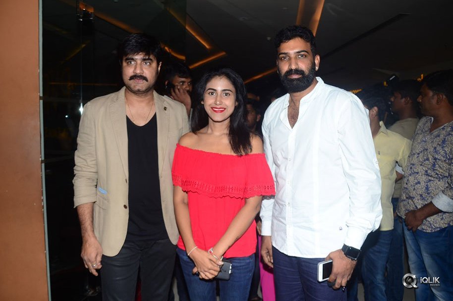 Celebs-at-Nirmala-Convent-Movie-Premiere-Show